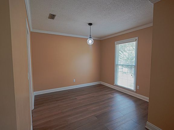 5th image of 2708 Heritage Dr