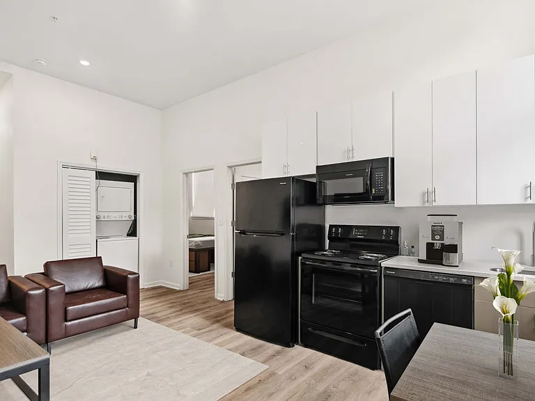 Owl's Nest Apartments — Photo 32