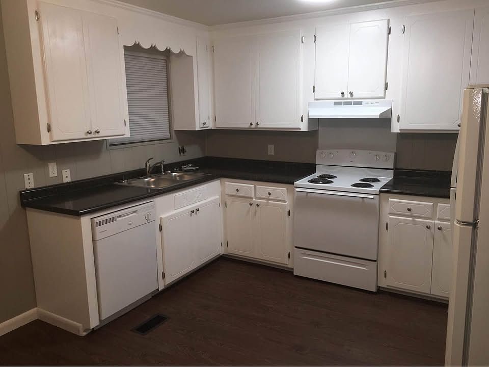 1st image of 126-130 Markwater St #126