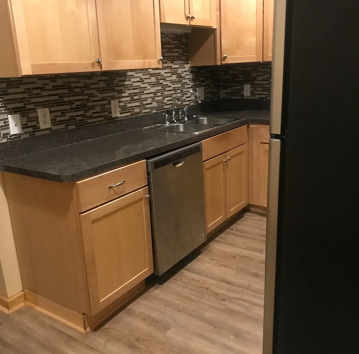 1 bed, 800 sqft, $1,700 — Photo 2