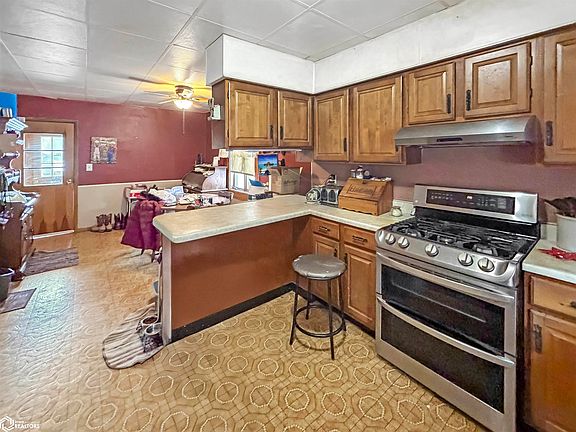 5th image of 1950 F Ave