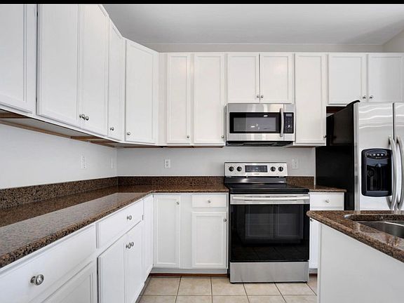 5th image of 15504 John Diskin Cir