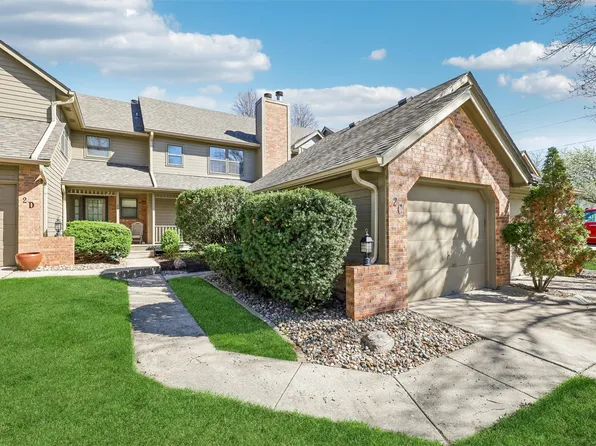 1070 50th St Unit 2C, West Des Moines, IA 50266