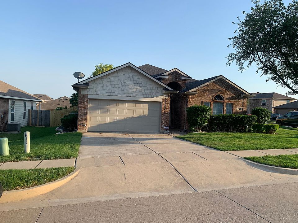 1st image of 9929 Fressia Ln
