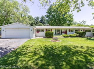 32940 Briarcrest Knls, Farmington Hills, MI 48334