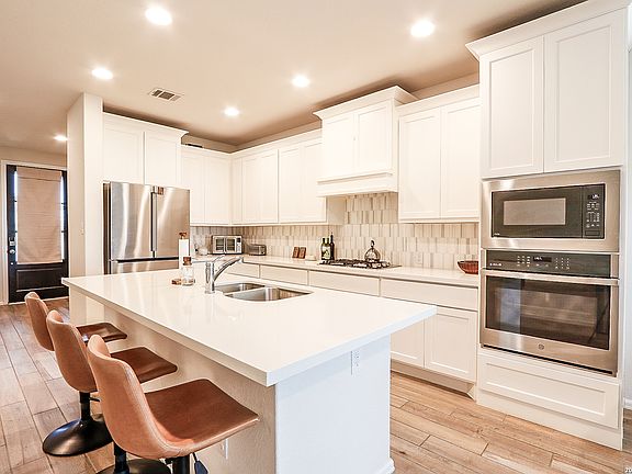 5th image of 15011 Endsley Way
