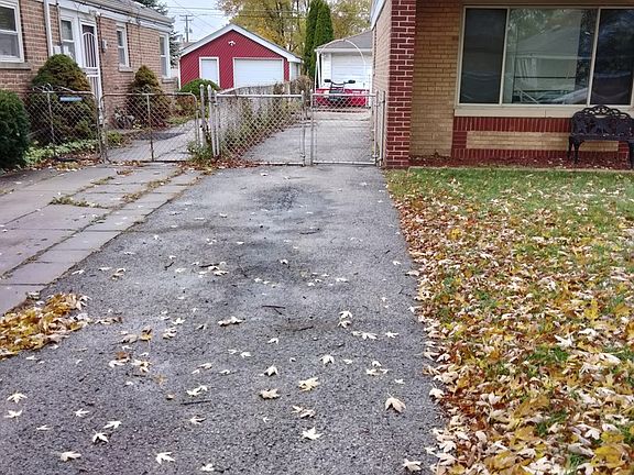 2nd image of 12628 S Ada St