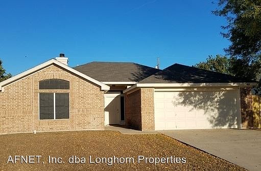 1st image of 4611 Chantz Dr