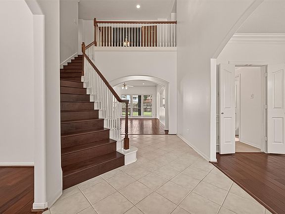 5th image of 2615 Granite Ct
