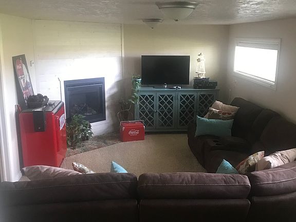 3rd image of 276 N 2300 E