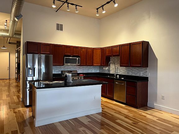 5th image of 2441 N Broadway #104