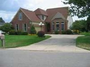 147 Holiday Dr, Brooklyn, MI 49230