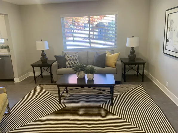 4702 Wakeley St, Omaha, NE