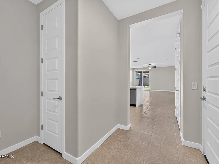 3737 S 64th Ln — Photo 6