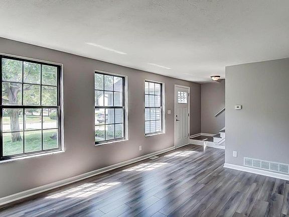 4th image of 450 Bluestem Ave