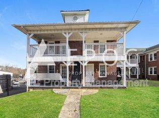 1007 S Main St #3, Mount Airy, NC 27030