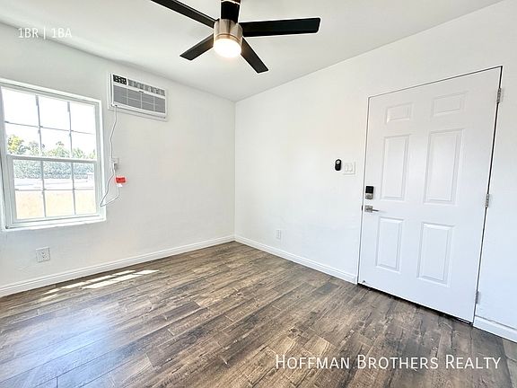 5th image of 3015 London St #1/2