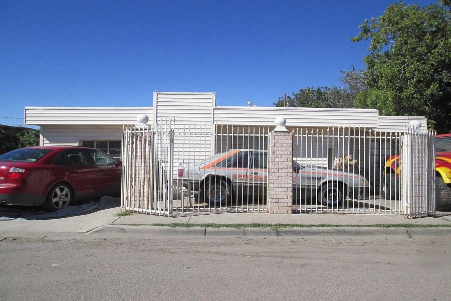1st image of 229 Toledo Pl