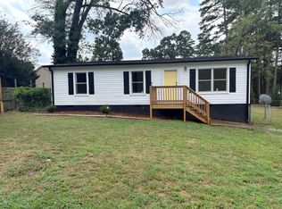 210 Nutall Dr, Mount Holly, NC 28120