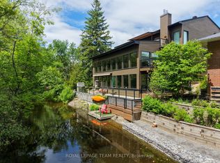 34 Rideauview Ter, Ottawa, ON K2C 3R9