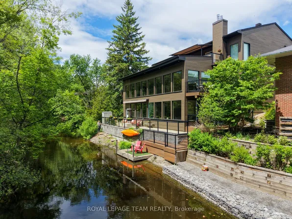 34 Rideauview Ter, Ottawa, ON K2C 3R9