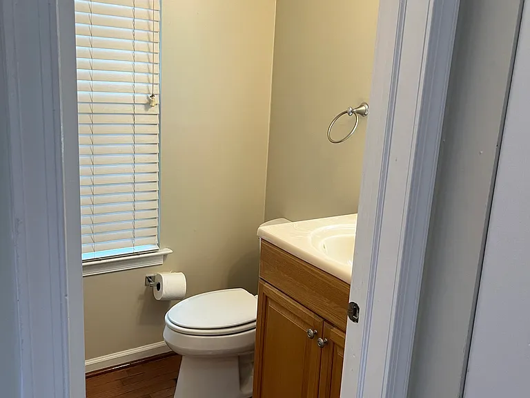 4 Brookline Ct #D — Photo 15