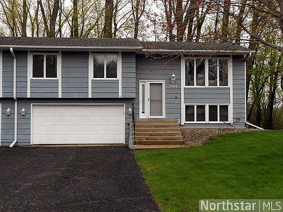 2nd image of 1392 Lakeside Cir
