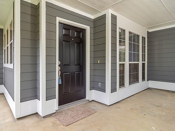 5th image of 1508 Oakcrest Dr