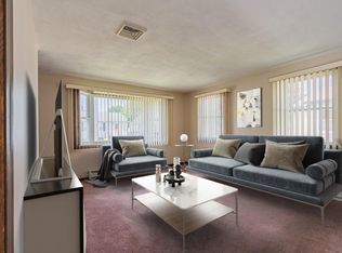 327 Beckwith St, Cranston, RI 02910