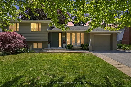 570 Rosedale Cres Photo 1