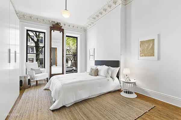 Sold by Corcoran | media 2