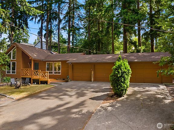 2nd image of 23417 Edmonds Way