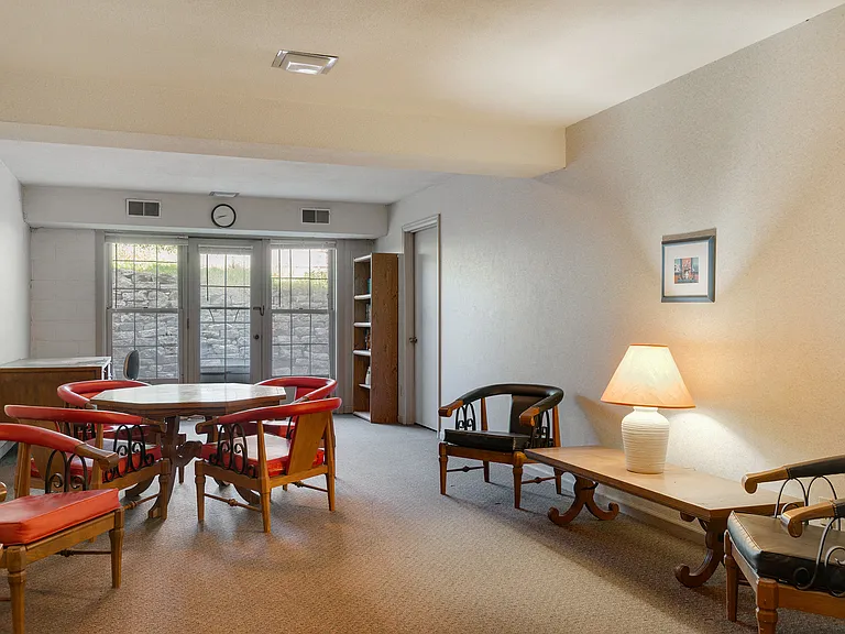 The 31st Street Apartments — Photo 10
