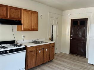 235 Washington St FLOOR 2, Newburgh, NY 12550