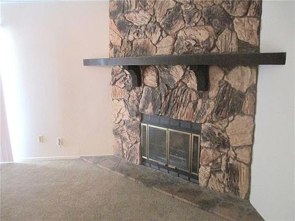 4th image of 705 McDivitt Dr