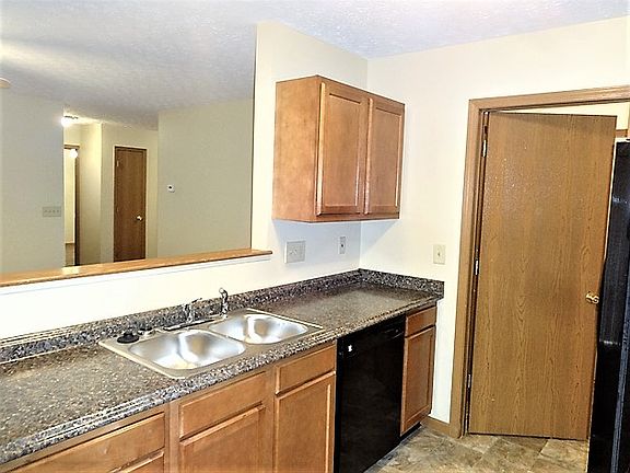 4th image of 5393 Longworth Dr