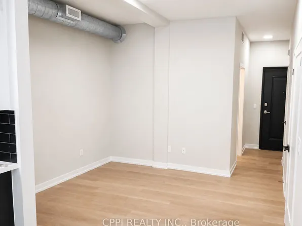 140 Simcoe St #223, Peterborough, ON K9H 0K5