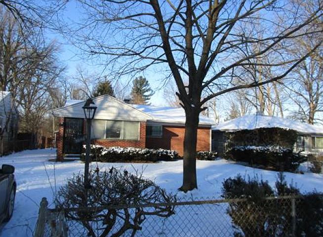 1st image of 3642 N Whittier Pl