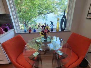1029 Spaight St APT 5A, Madison, WI 53703