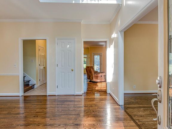 5th image of 1291 Ascot Ln