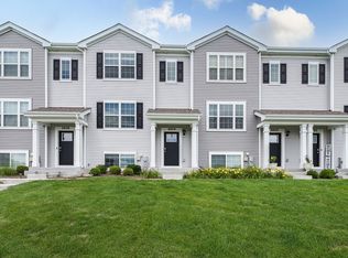 2454 Bella Dr, Pingree Grove, IL 60140