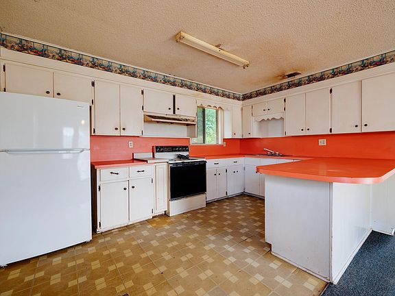 5th image of 139 Hill Drive