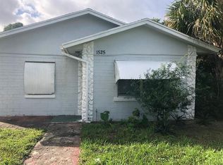 1525 W 15th St, Riviera Beach, FL 33404