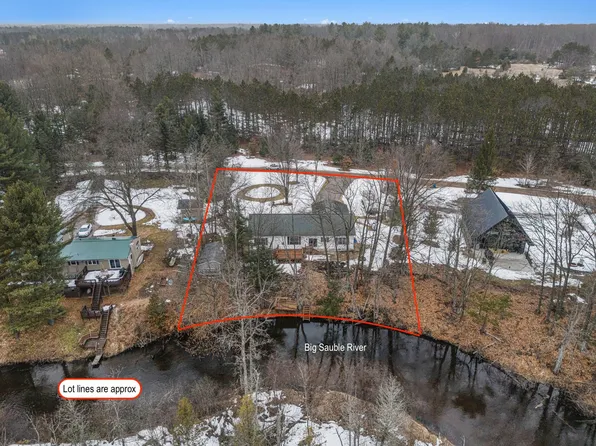 161 E Sauble Dr, Free Soil, MI 49411