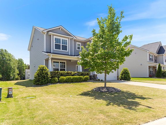 4th image of 613 Golden Plum Ln