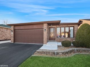 11636 S Merrion Ln, Merrionette Park, IL 60803