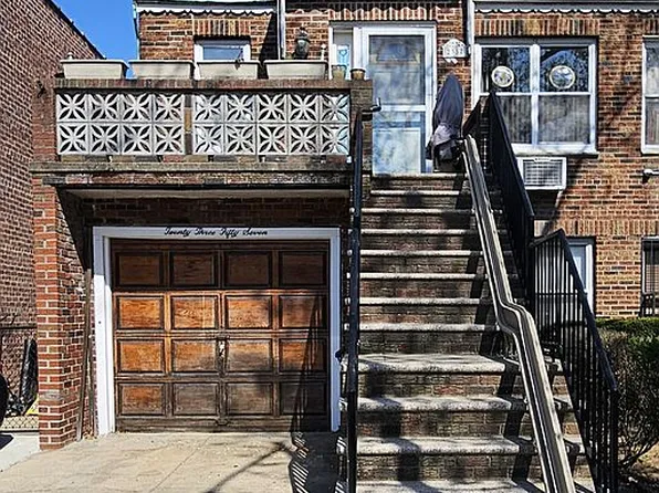 2357 E 28th St Floor 1, Brooklyn, NY 11229