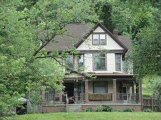 1st image of 1699 Belmont St