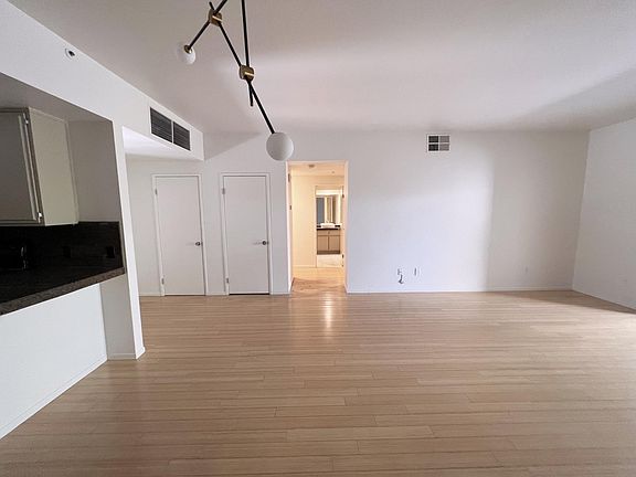 5th image of 255 S Avenida Caballeros Unit 304