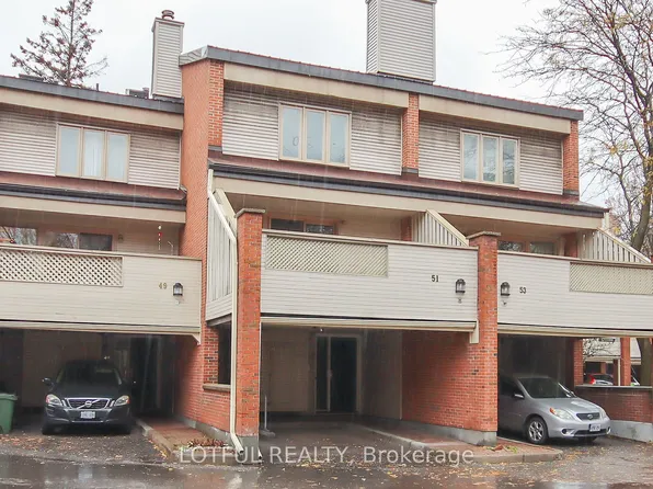 110 Havelock St #51, Ottawa, ON K1S 5L3